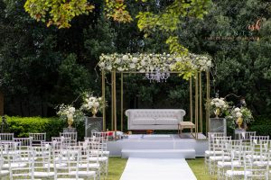Intimate White & Gold Wedding Reception & Ceremony